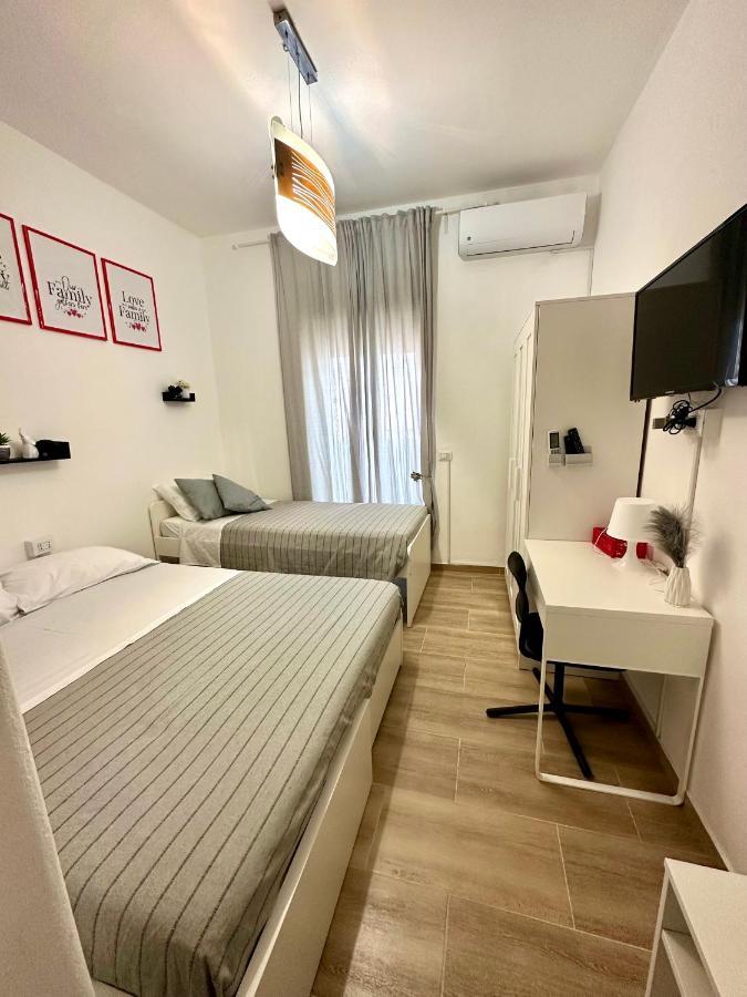 Dama House Airport&Hospital Apartment คาตาเนีย ภายนอก รูปภาพ
