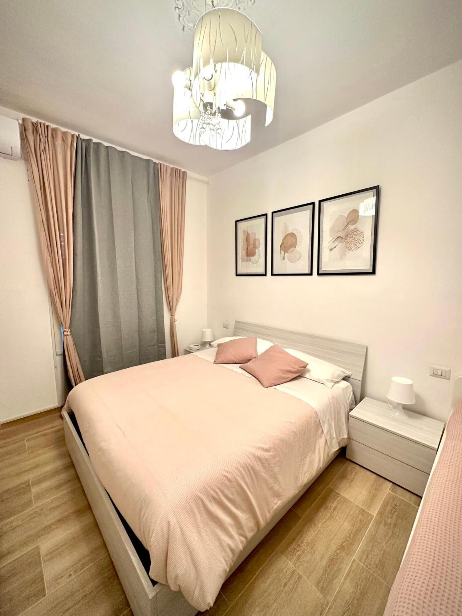 Dama House Airport&Hospital Apartment คาตาเนีย ภายนอก รูปภาพ